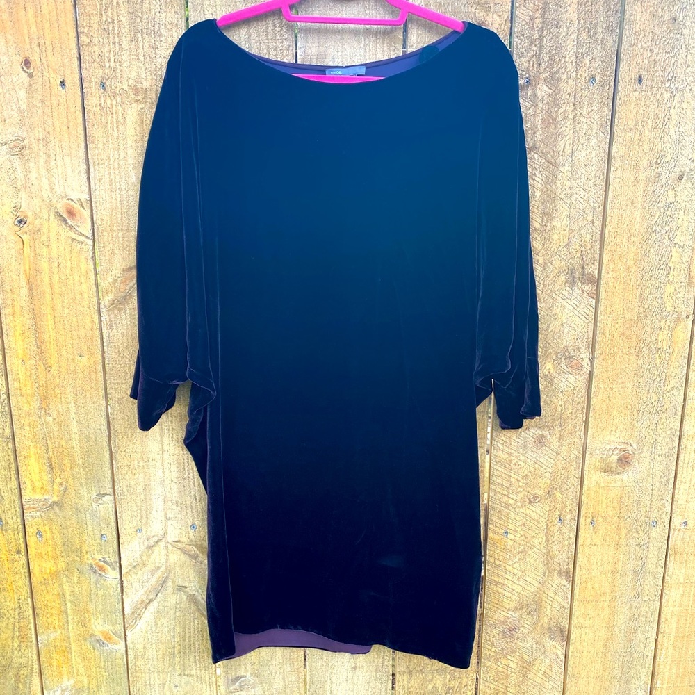 NWT Women’s Vince velvet-like top